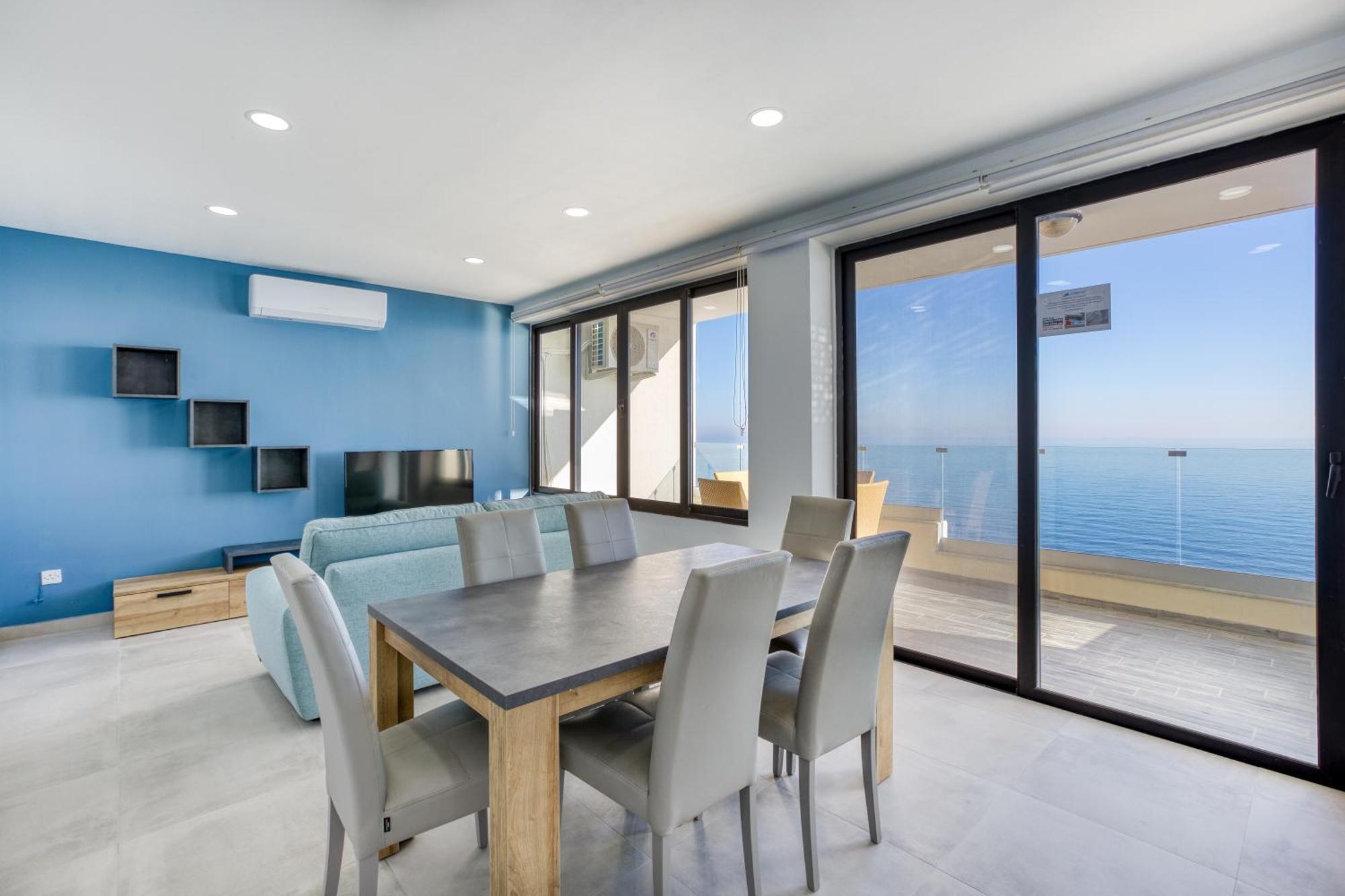 Seafront Sliema Apartment With Balcony & Sea Views By Jl Exteriér fotografie
