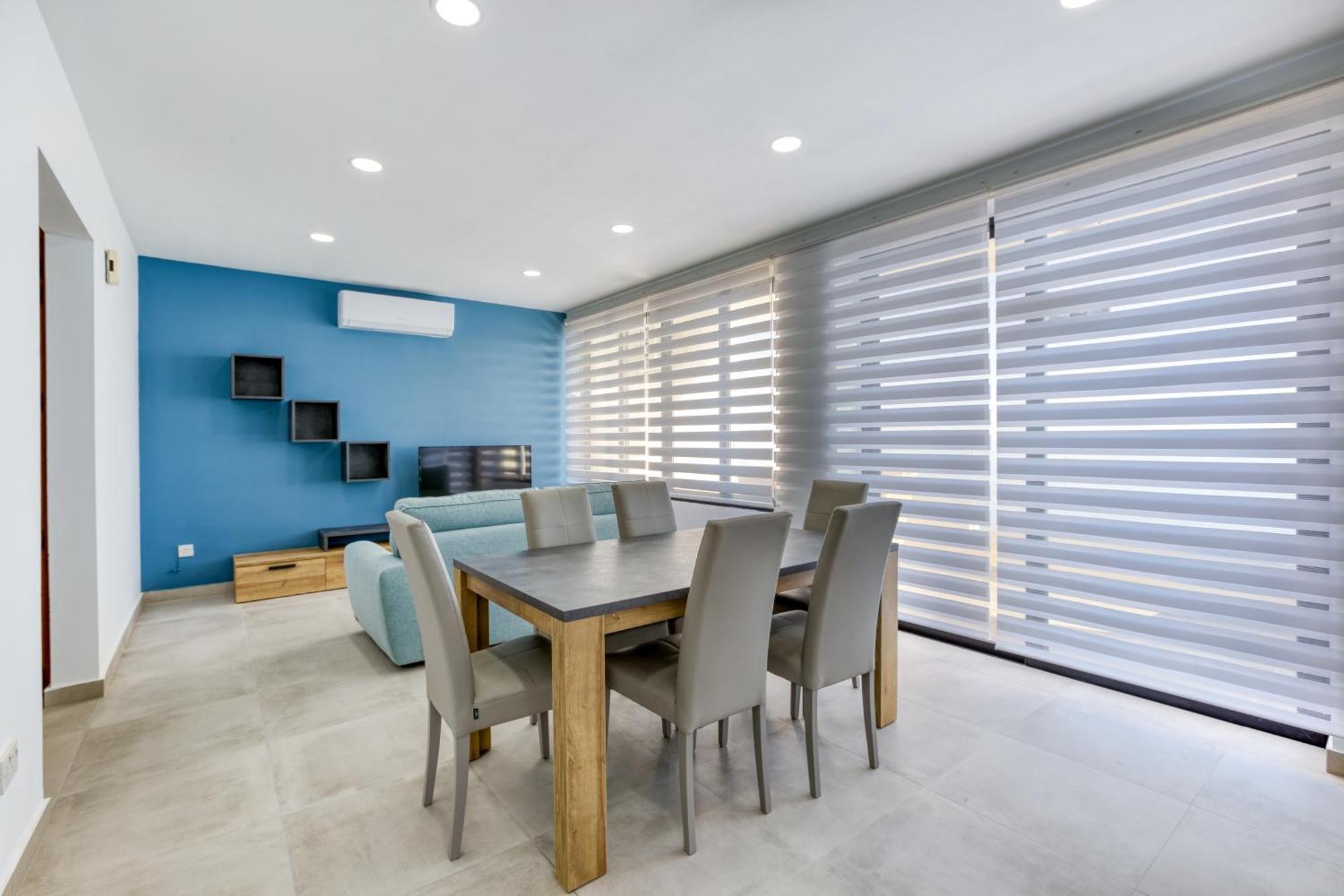 Seafront Sliema Apartment With Balcony & Sea Views By Jl Exteriér fotografie