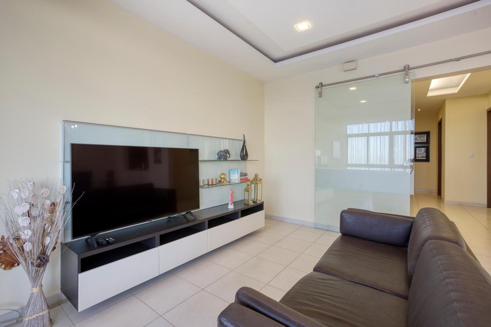 Seafront Sliema Apartment With Balcony & Sea Views By Jl Exteriér fotografie