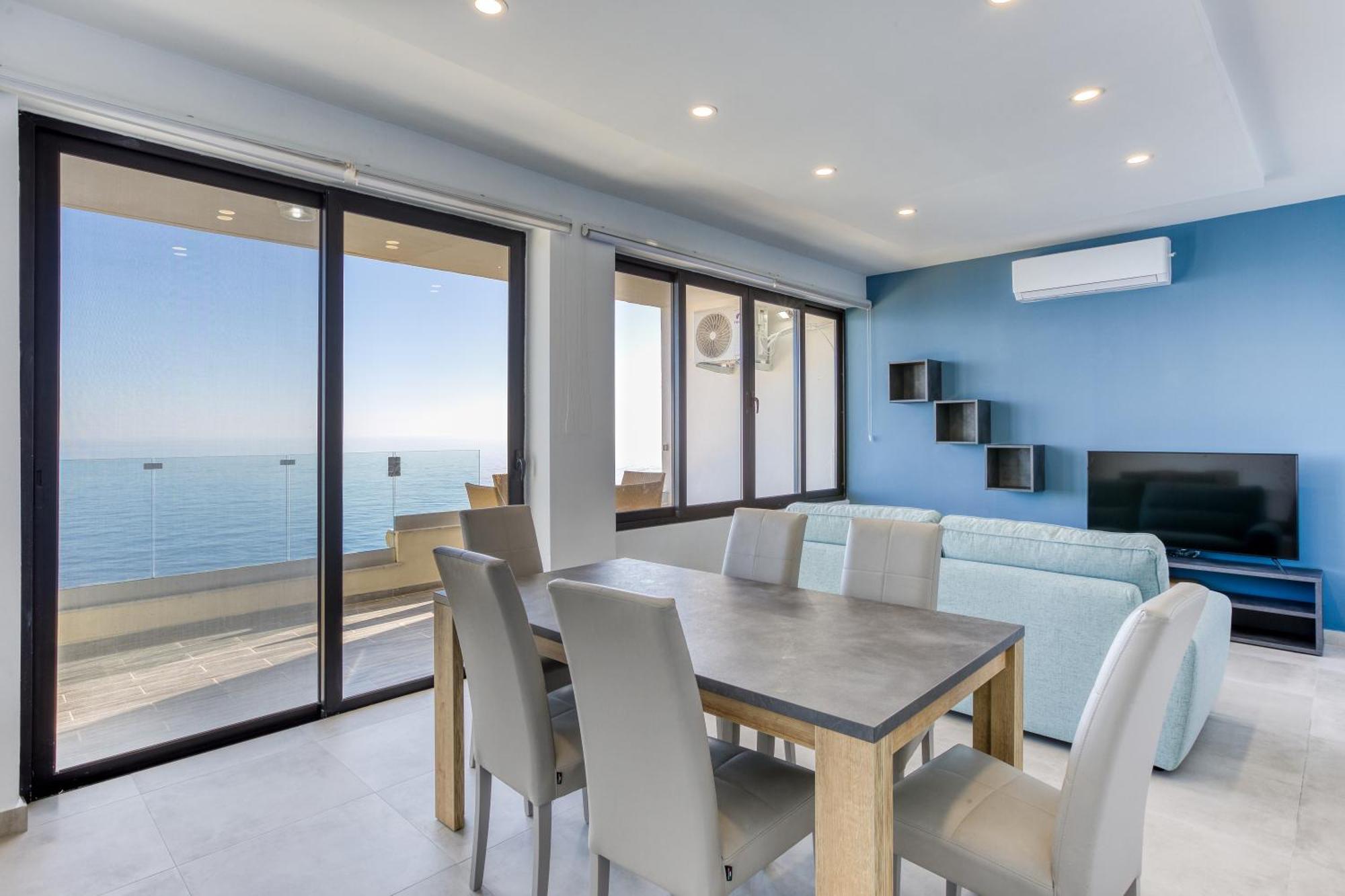 Seafront Sliema Apartment With Balcony & Sea Views By Jl Exteriér fotografie